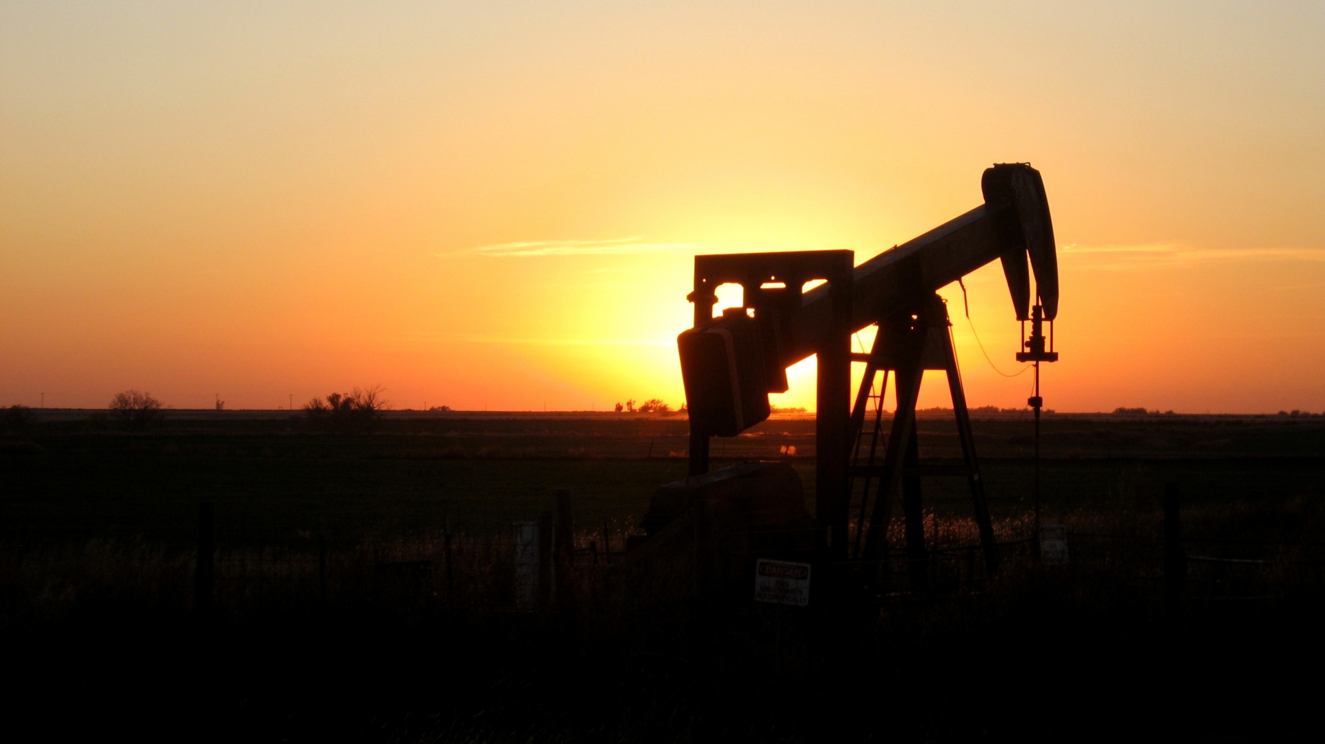 oklahoma-sunset-oil-rig